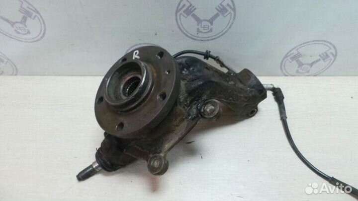 Кулак поворотный передний правый передний правый