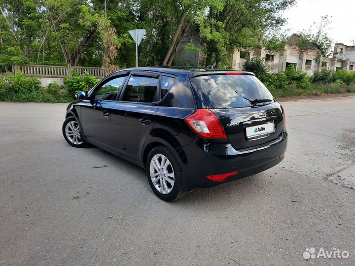 Kia Ceed 2.0 AT, 2011, 242 720 км