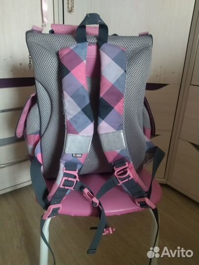 Рюкзак школьный ортопедический для девочки