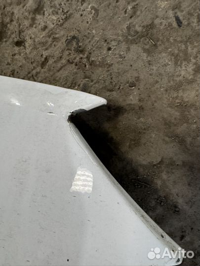 Капот на LADA granta fl