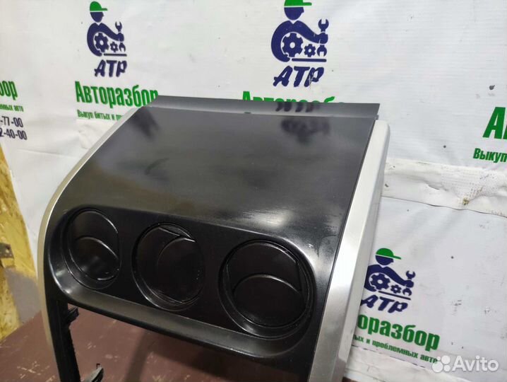 Консоль Mazda CX-7 с дифлекторами