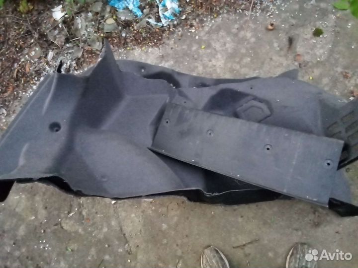 Обшивка багажника emgrand