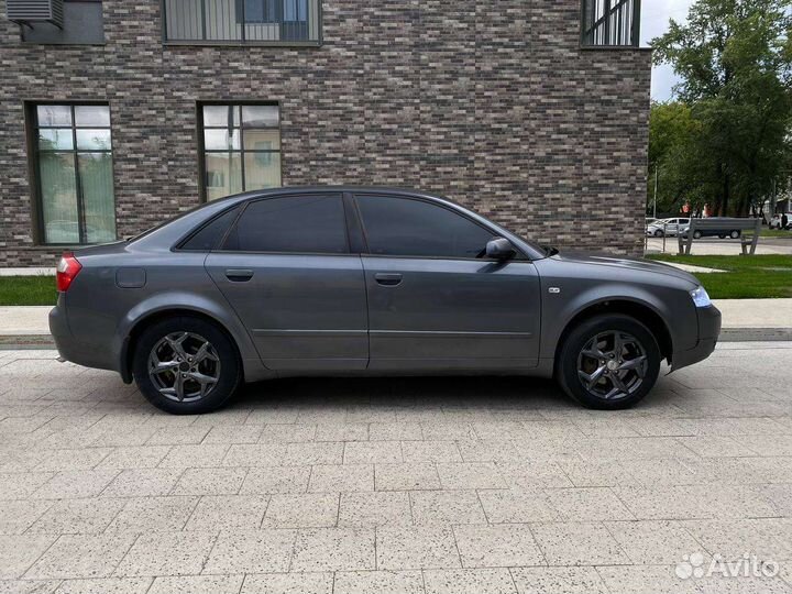 Audi A4 1.8 AT, 2001, 245 845 км