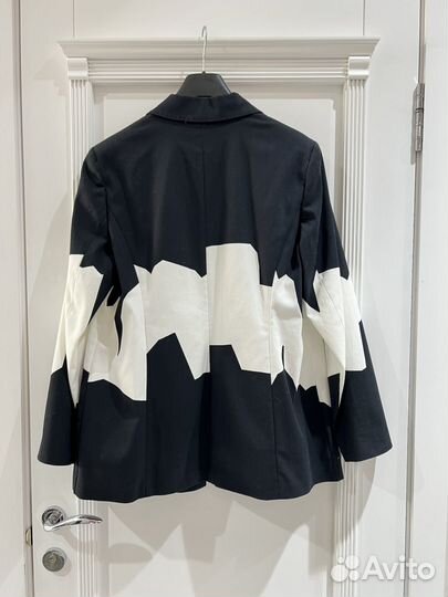 23, 29, 33 Пиджак Marina Rinaldi