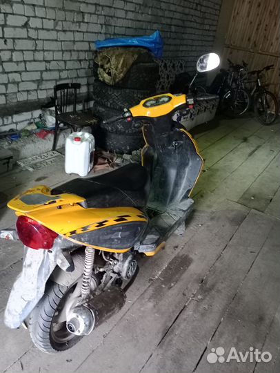 Скутер Рейсер