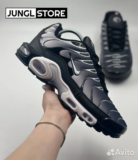 Кроссовки Nike Air Max TN Plus