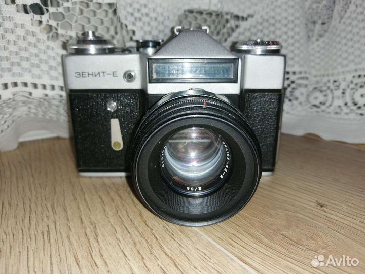 Пленочный фотоаппарат zenit