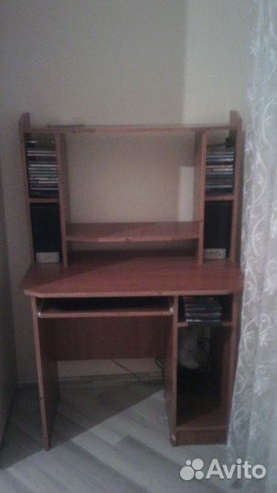 Компьютерный стол