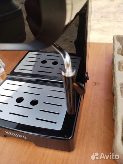 Кофеварка рожковая Krups Opio XP320830 новая