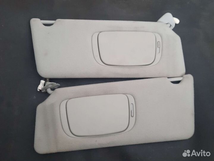 Солнцезащитный козырек Peugeot 307