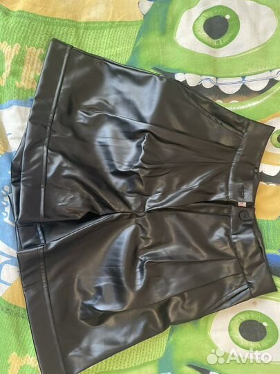 Шорты женские