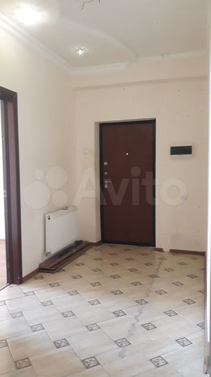 2-к. квартира, 74 м², 5/5 эт.