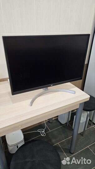 Монитор LG 27UL500-W