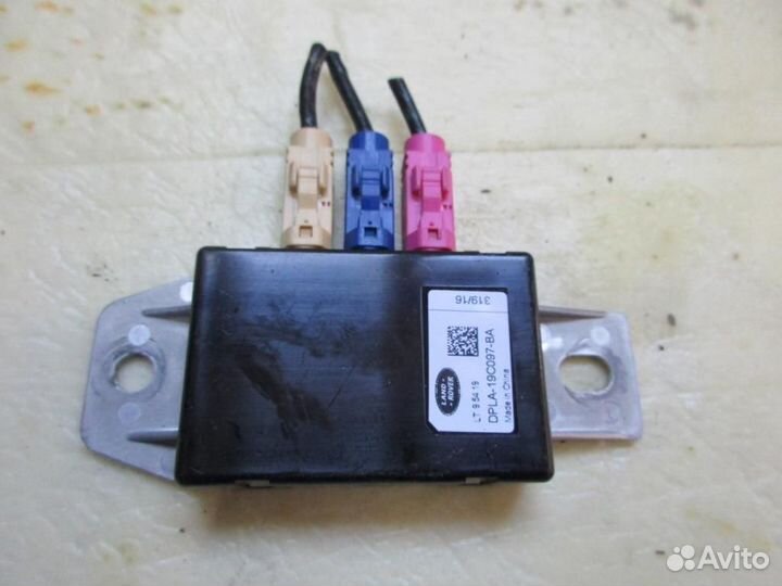 Усилитель антенны Range Rover Discovery Sport L55