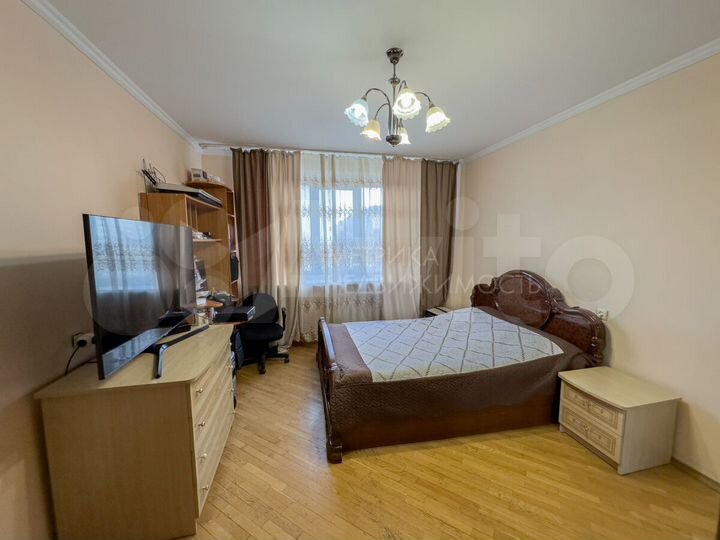 3-к. квартира, 91 м², 3/9 эт.