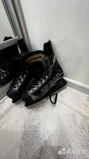 Коньки хоккейные 38 размер