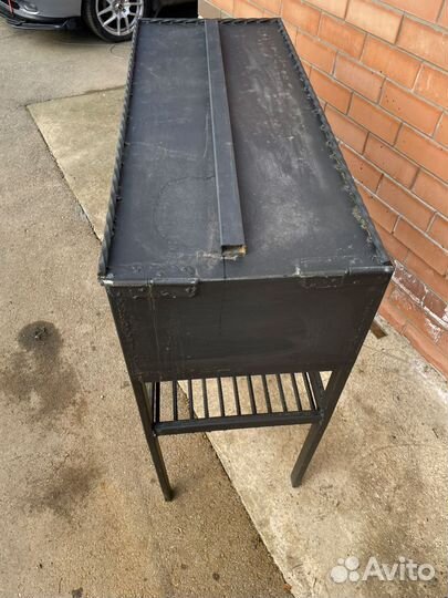 Мангал с крышкой