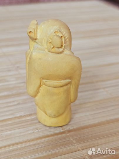 Нэцке дерево