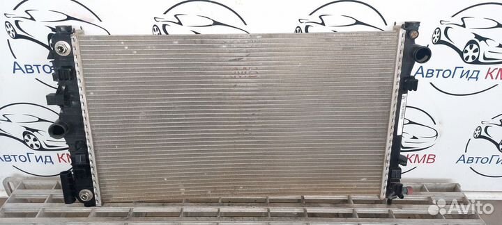 Радиатор охлаждения Opel Insignia A20NHT A20NFT