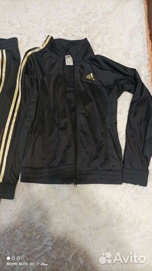 Спортивный костюм adidas