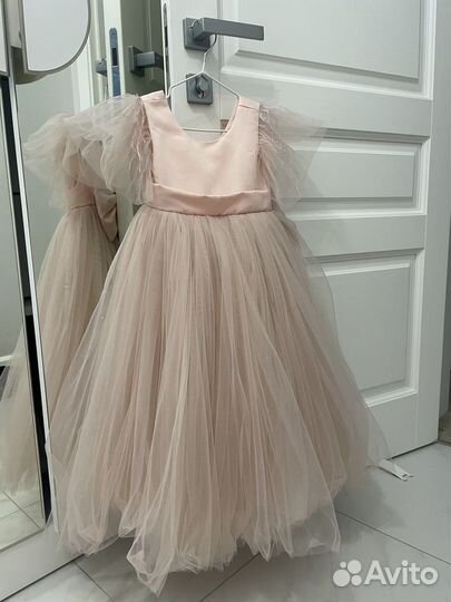 Прокат детских платьев