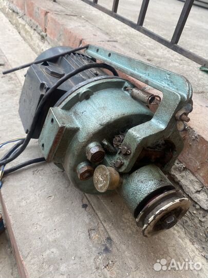 Двигатель от швейной машинки