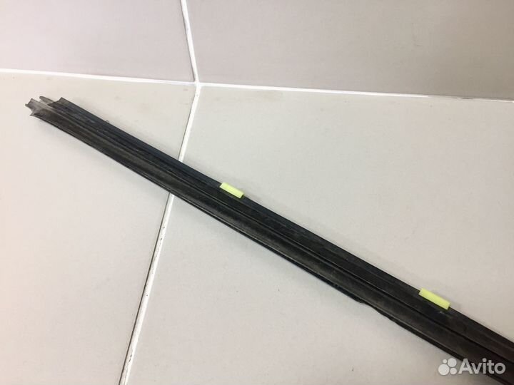 Молдинг перед лев стекла SsangYong Actyon Sports