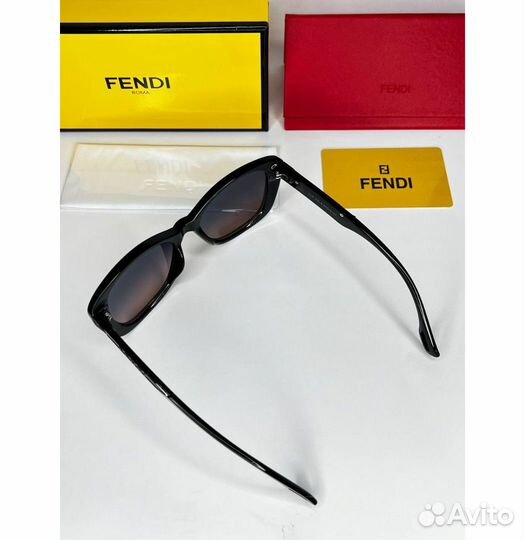 Очки Fendi