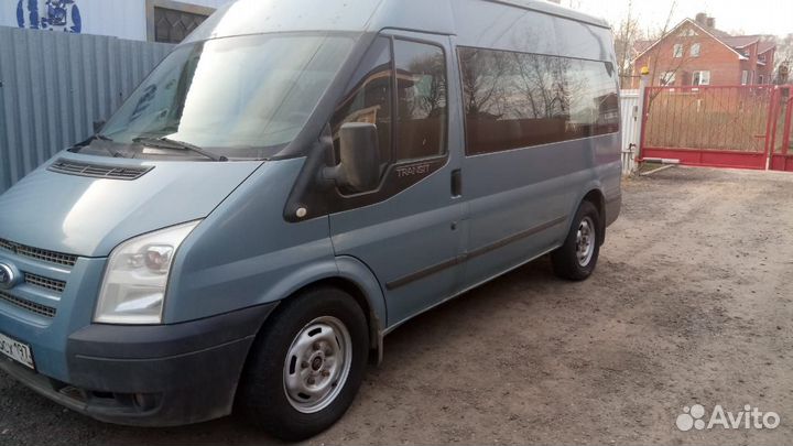 Аренда микроавтобуса с водителем 8 мест. Перевозки