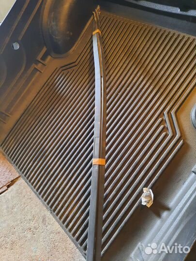 Молдинг крыши левый и правый Opel Astra G