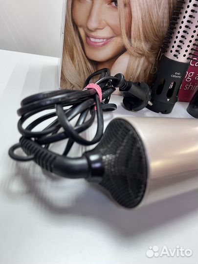 Фен-щетка Philips HP8657