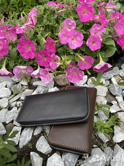 Кошелек из кожи