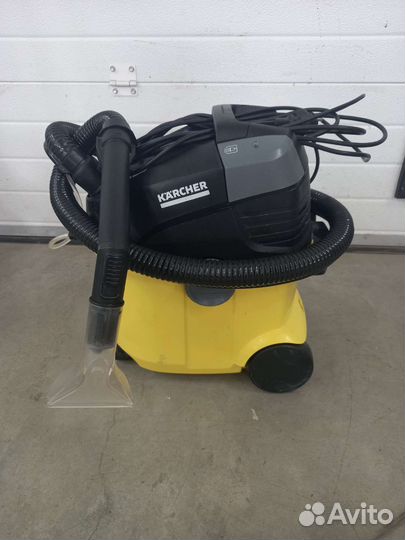 Аренда моющего пылесоса Karcher