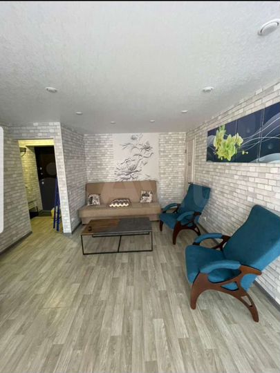 2-к. квартира, 56 м², 3/5 эт.