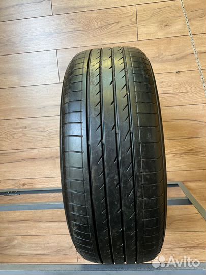 Yokohama Advan Sport V103B 235/55 R20 102V