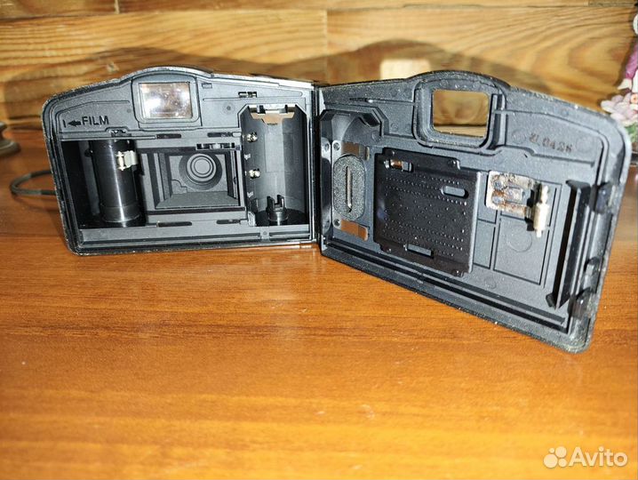 Плёночный фотоаппарат Canon BF-7
