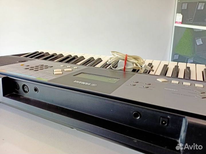 Yamaha Psr-E233 Синтезатор 61 Клавиш
