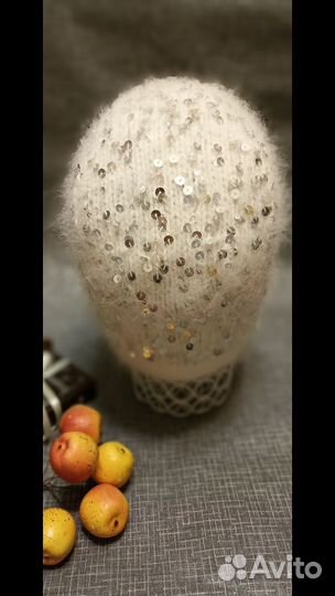 Чепчик вязаный женский