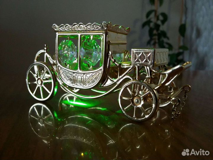 Карета Сваровски