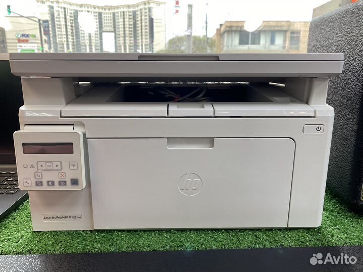 Принтер HP laserjet pro mfp MI32NW