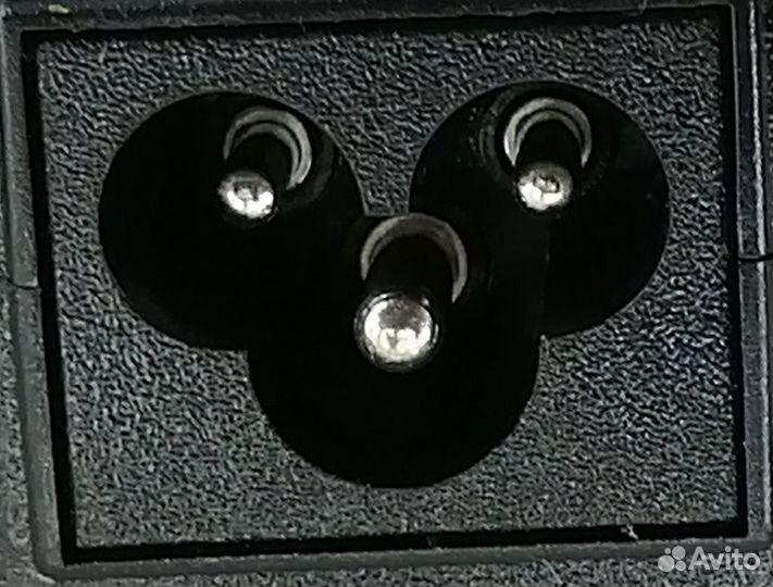 Блок питания Samsung 14V 3A (6.5x4.4)