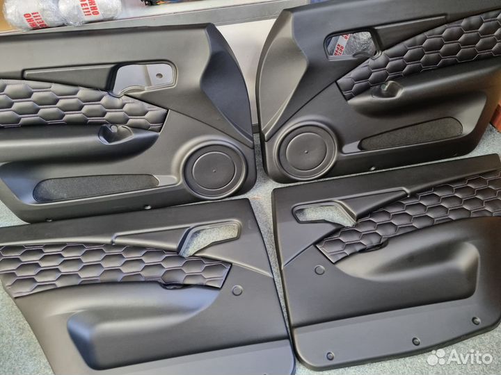 Обивка дверей ваз 2110,2111,2112 люкс соты