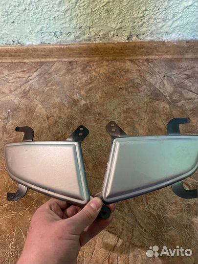 Заглушка переднего бампера priora