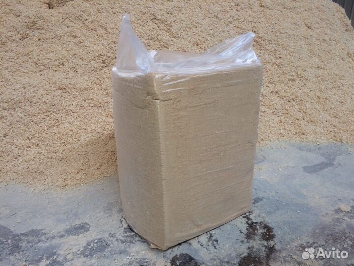 Опилки пресованные, стружка, 1 брикет (26-28 кг.)