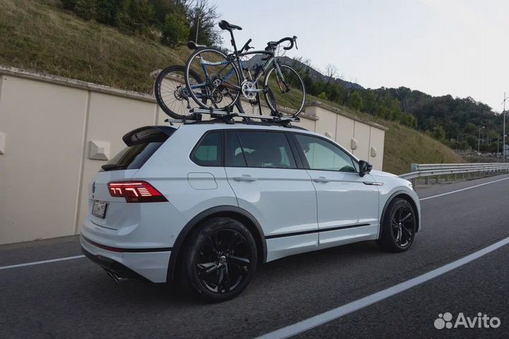 Велокрепление на крышу автомобиля