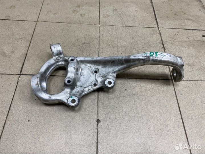 Цапфа/кулак поворотный передний правый Mercedes-Be