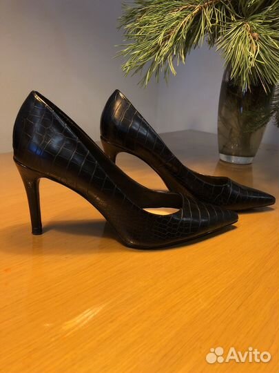 Туфли Stradivarius женские 38 размер