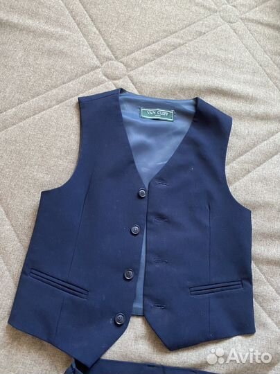 Школьный костюм для мальчика тройка 122