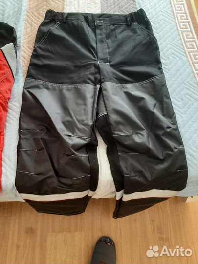 Продаю спецодежду