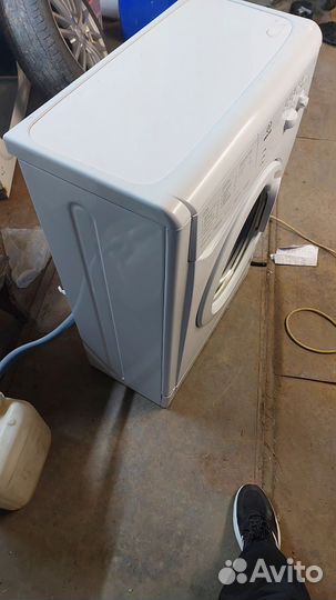 Стиральная машина indesit